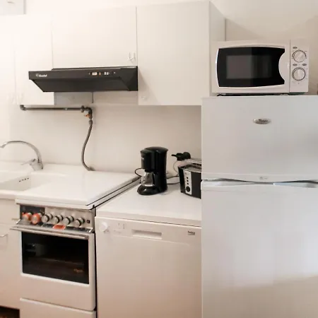 Lo Scoiattolo By Interhome