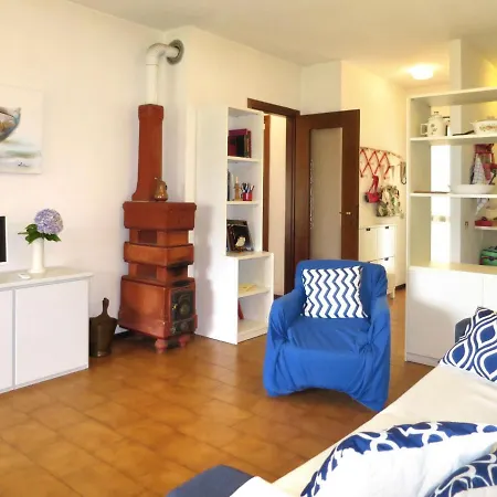 Lo Scoiattolo By Interhome *